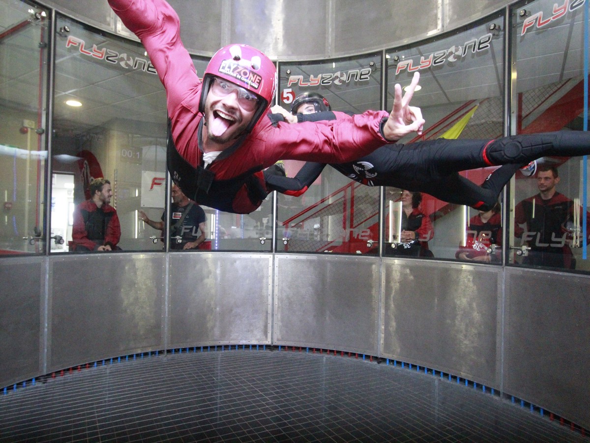FLYZONE - SIMULATEUR DE CHUTE LIBRE