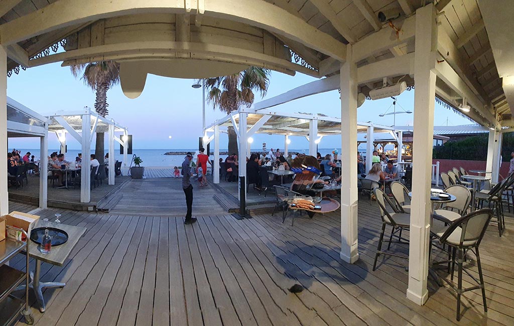 Restaurant Le Reef-1830 au Cap d'Agde - Terrasse avec vue sur mer