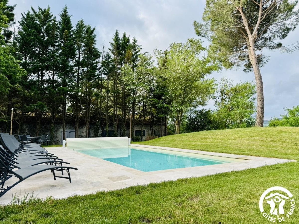 LA VILLA DES MERCIÈRES