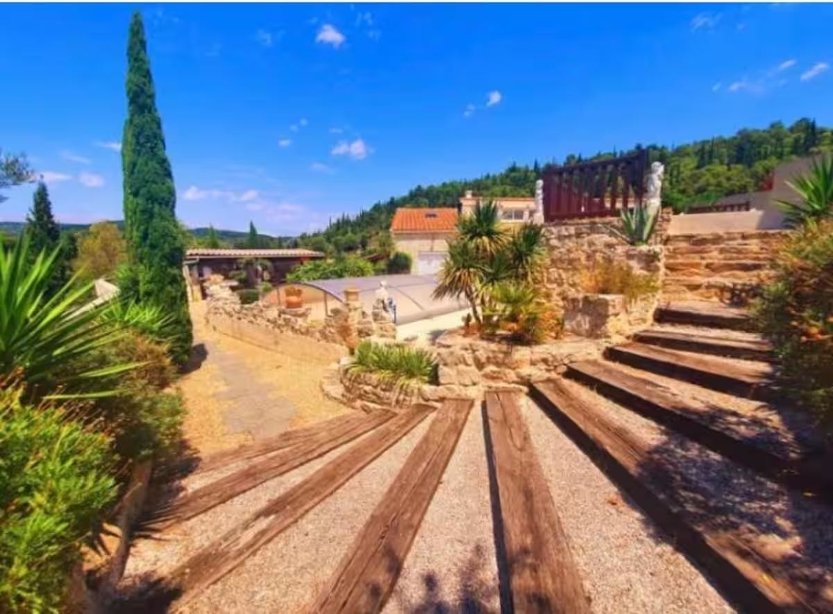 LE CABANON