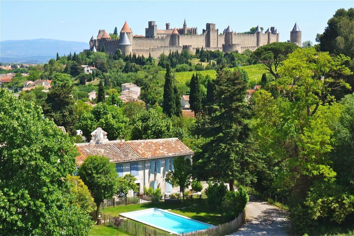 L'ORÉE DE LA CITÉ