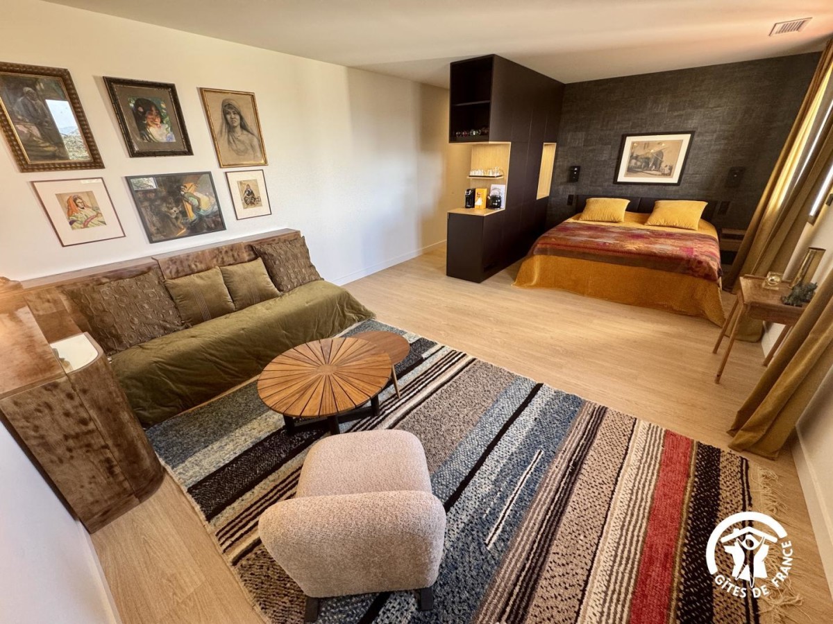 CHAMBRE AVEC VUE - TOPAZE
