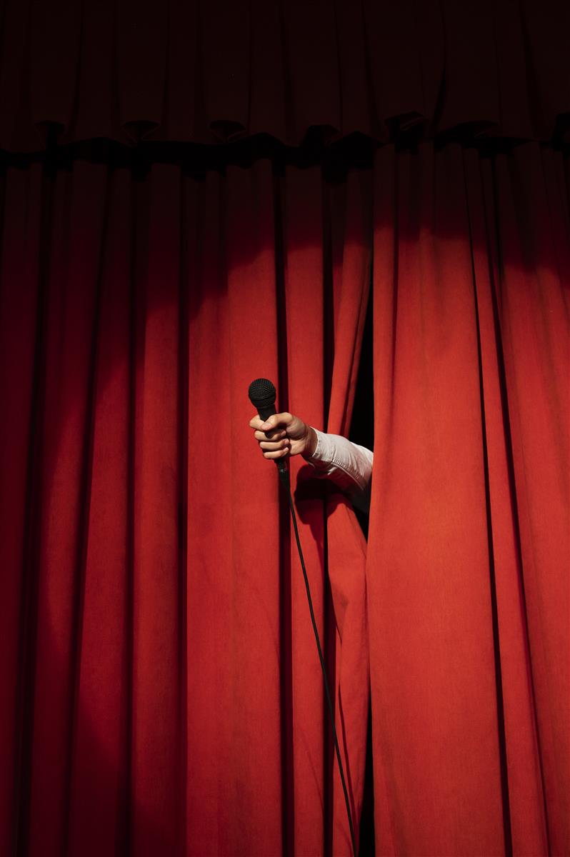 LE DONKEY COMEDY CLUB