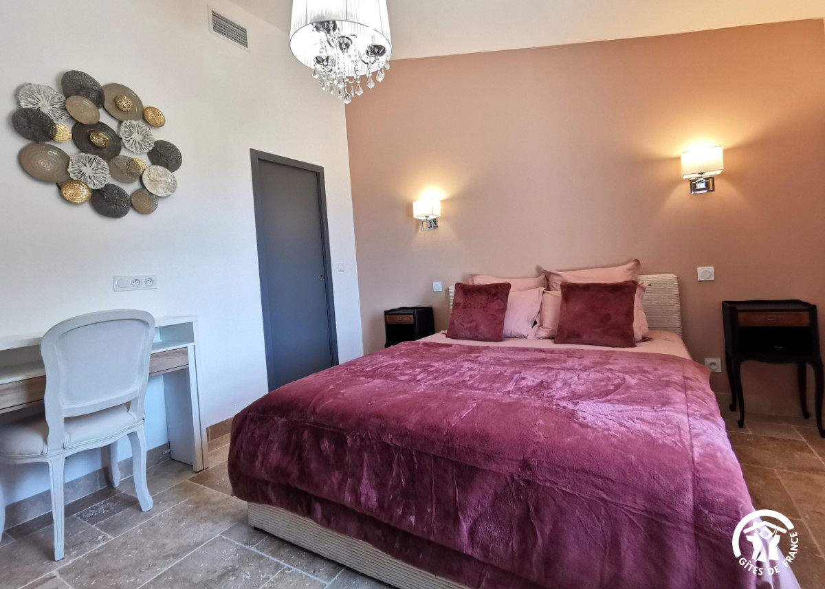 34G27243 Mas de Cadoule - Claire_1