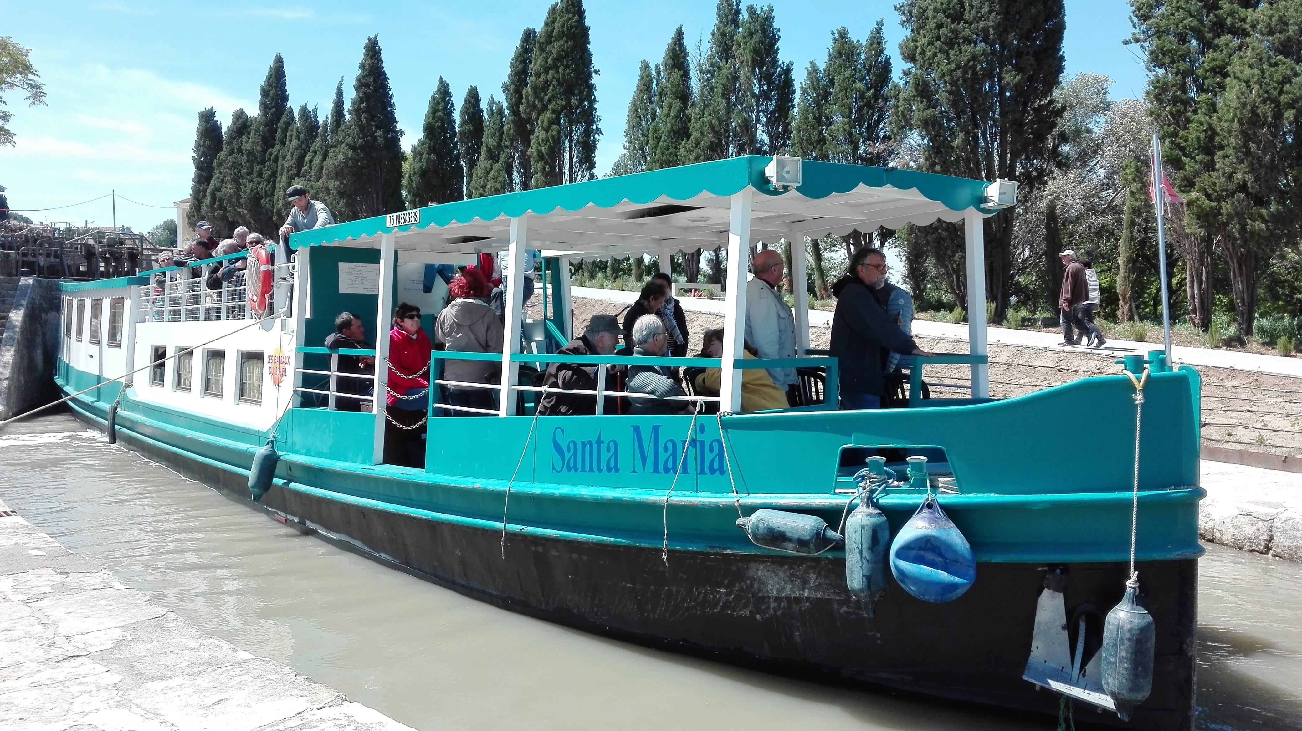 LES BATEAUX DU SOLEIL LES BATEAUX DU SOLEIL