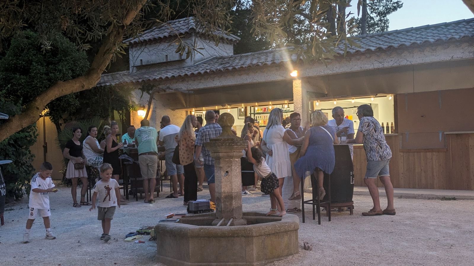 LES HALLES DE LA YOLE, Vendres - photo 2