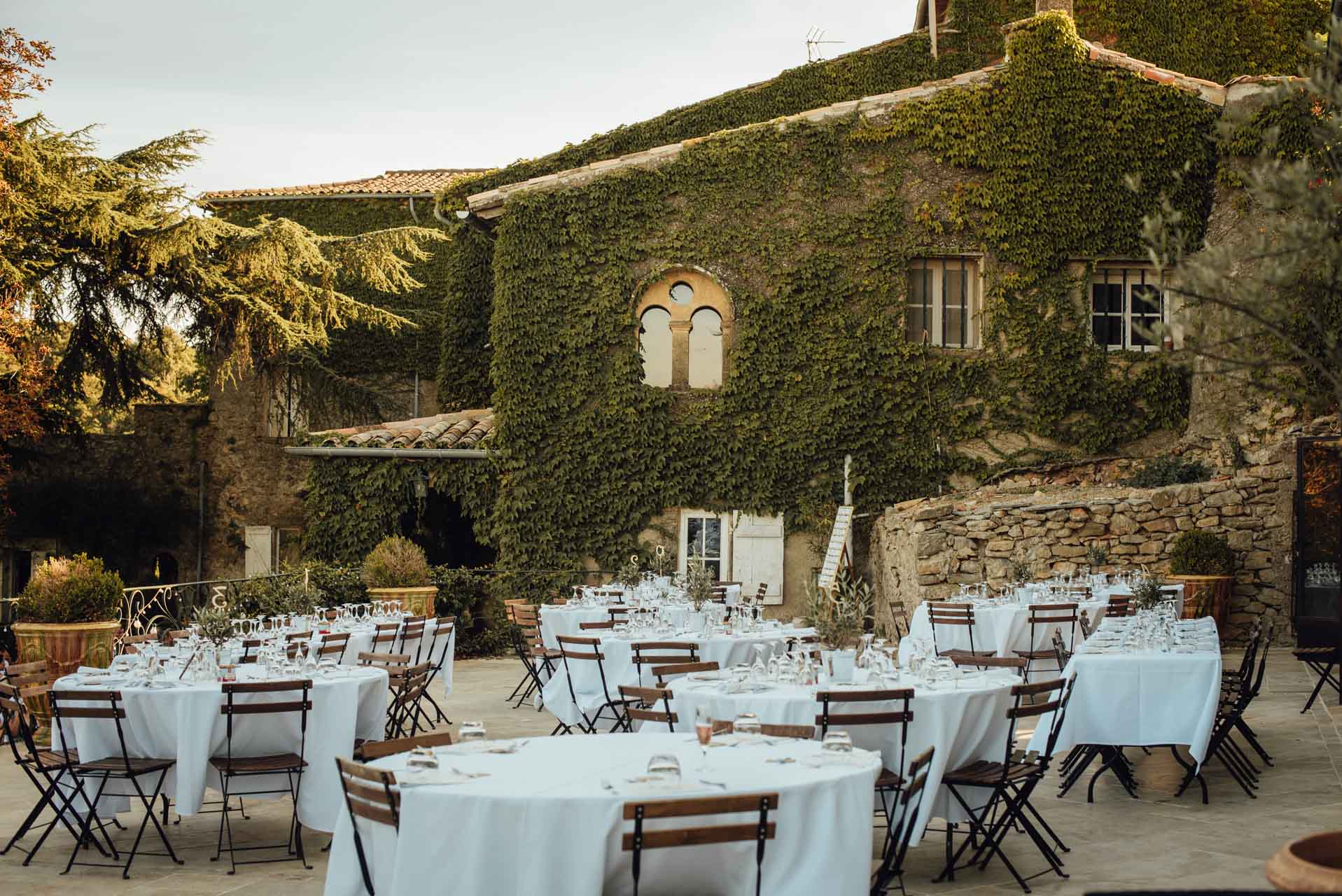 CHATEAU BAS D'AUMELAS - SALLE DE RECEPTION