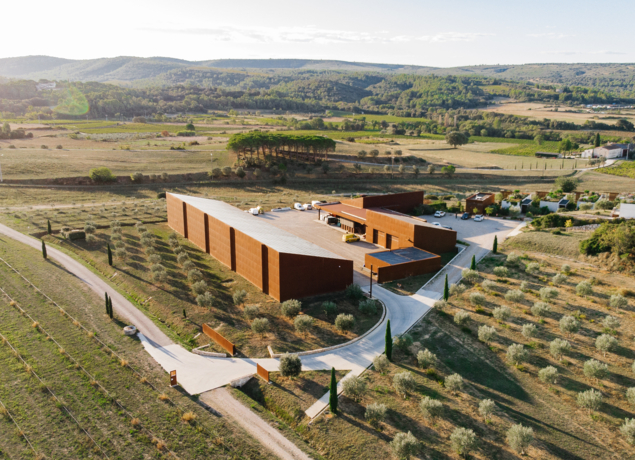 DE PIERRES ET D'OLIVIERS