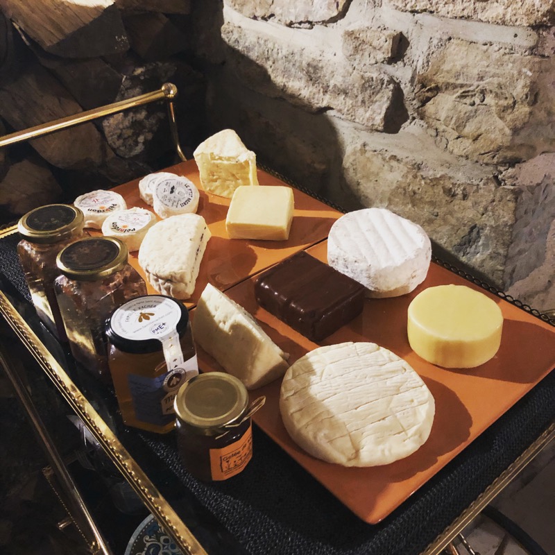 chariot de fromages de l'ogustin