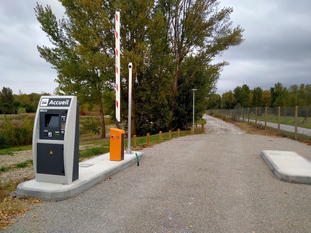 AIRE PARK - AIRE DE SERVICES POUR CAMPINGS-CAR DU LAC