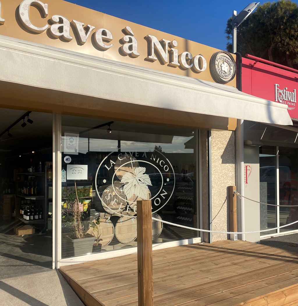 LA CAVE À NICO