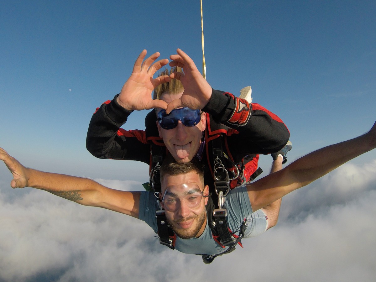 CHUTEXTREM PARACHUTISME