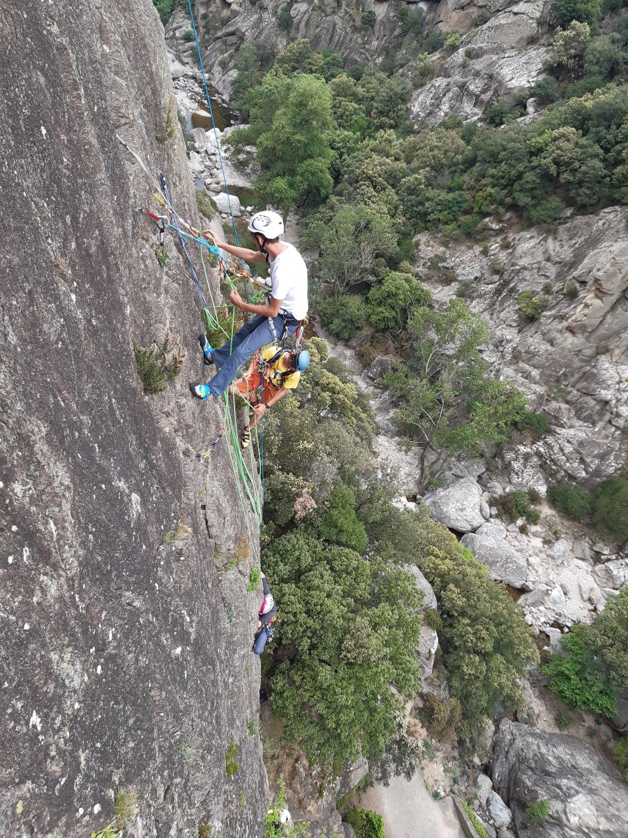 SITE D'ESCALADE DE GEORGES VERGUES, Mons