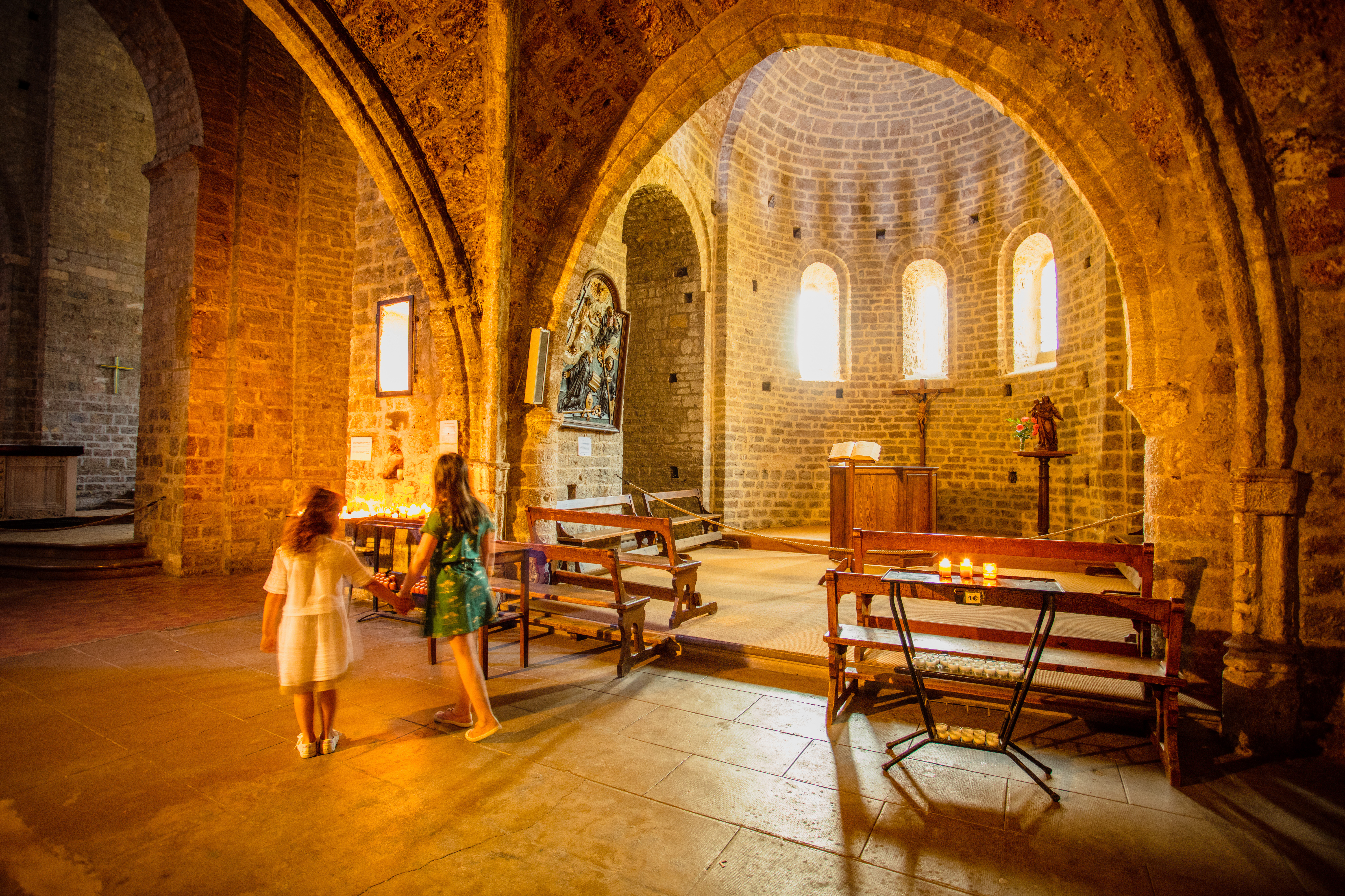MILLE ANS D'HISTOIRE ENTRE ABBAYE ET VILLAGE