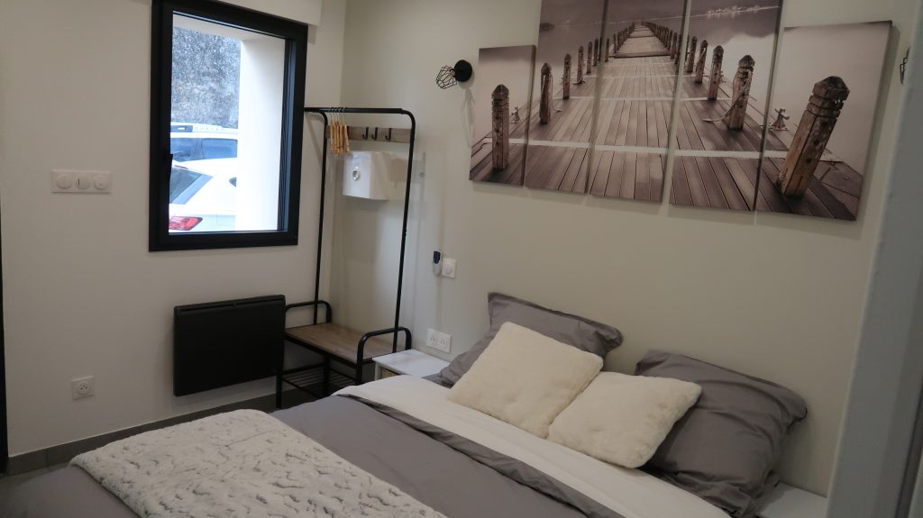 MAS LES JASSES - CHAMBRE 2
