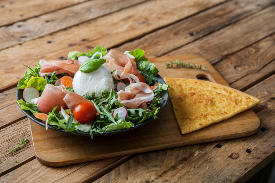 AROMA PIZZA & FOCACCIA