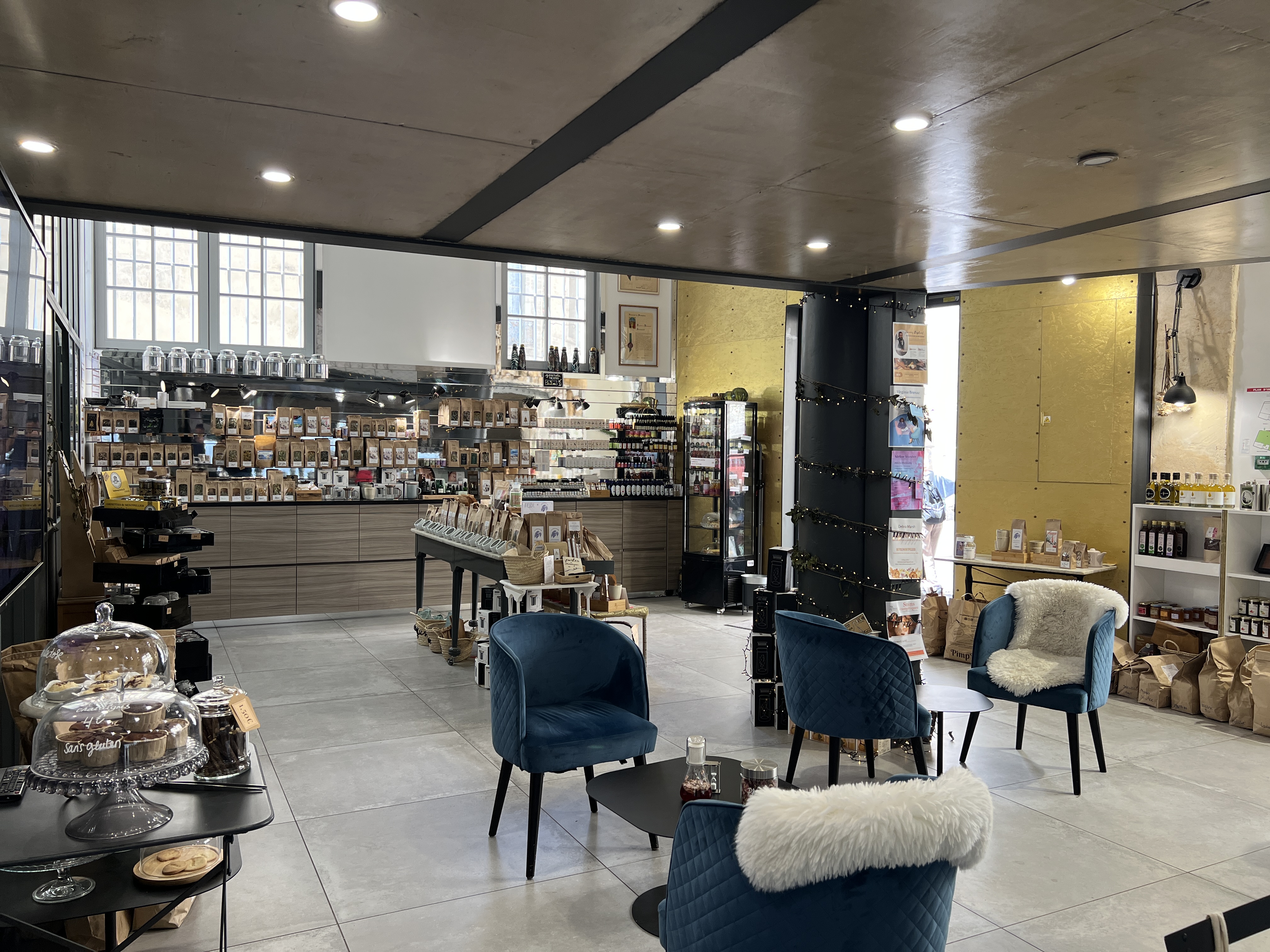 INFUSE - BAR À TISANES