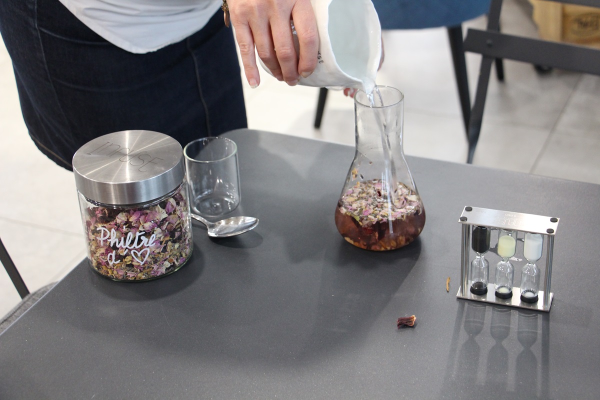 INFUSE - BAR À TISANES