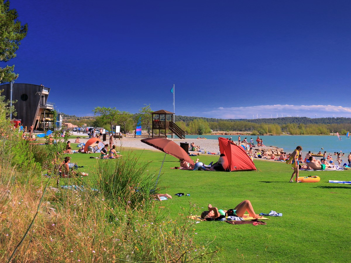 LAC DE JOUARRES