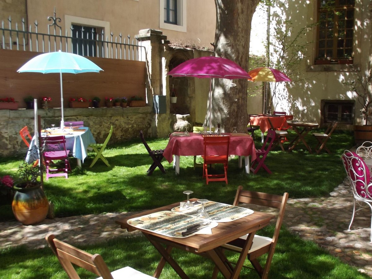 LA TAVERNE DE LISLE