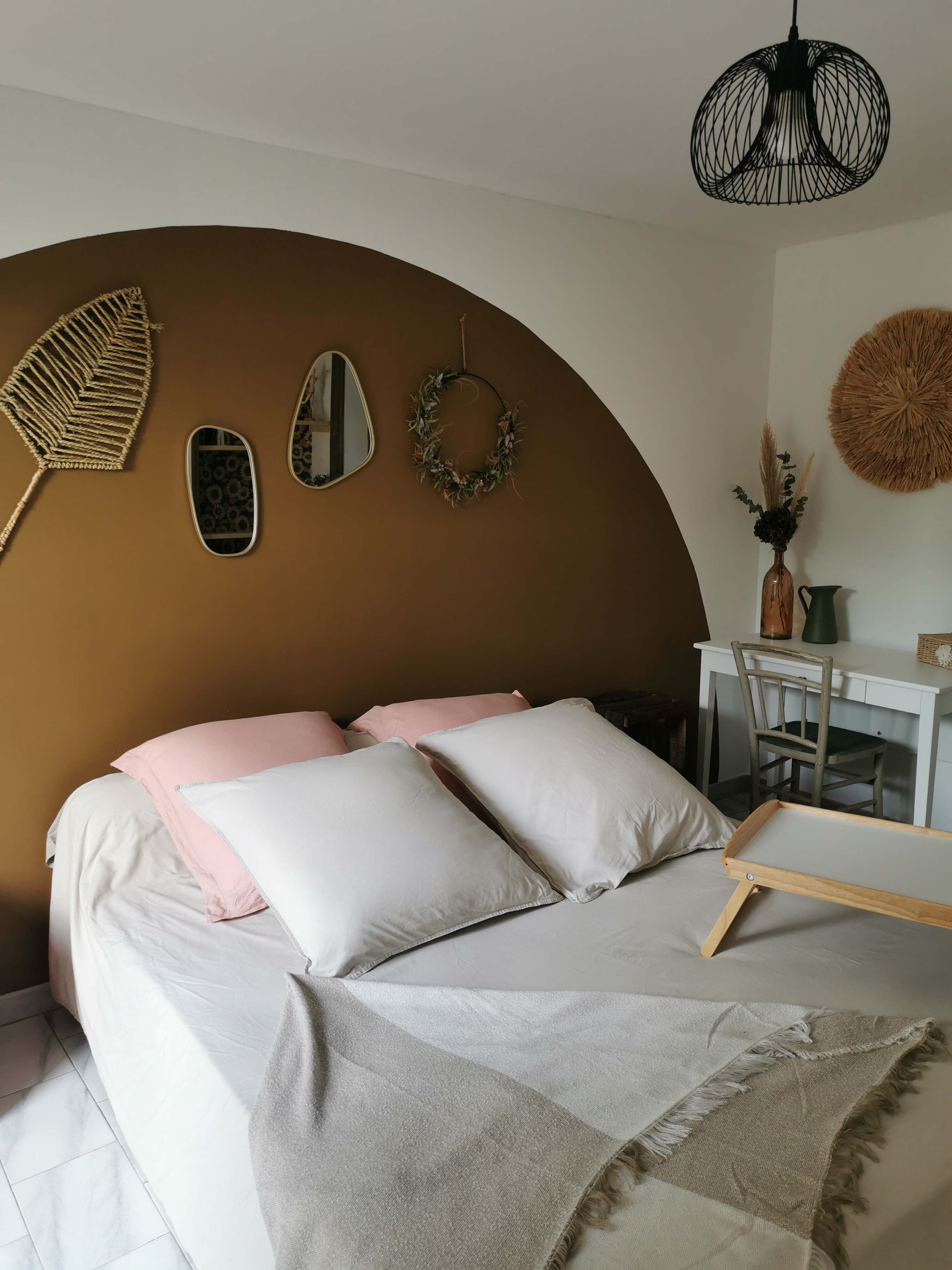 LES PETITES CHAMBRES DE LACOSTE - BRONZE