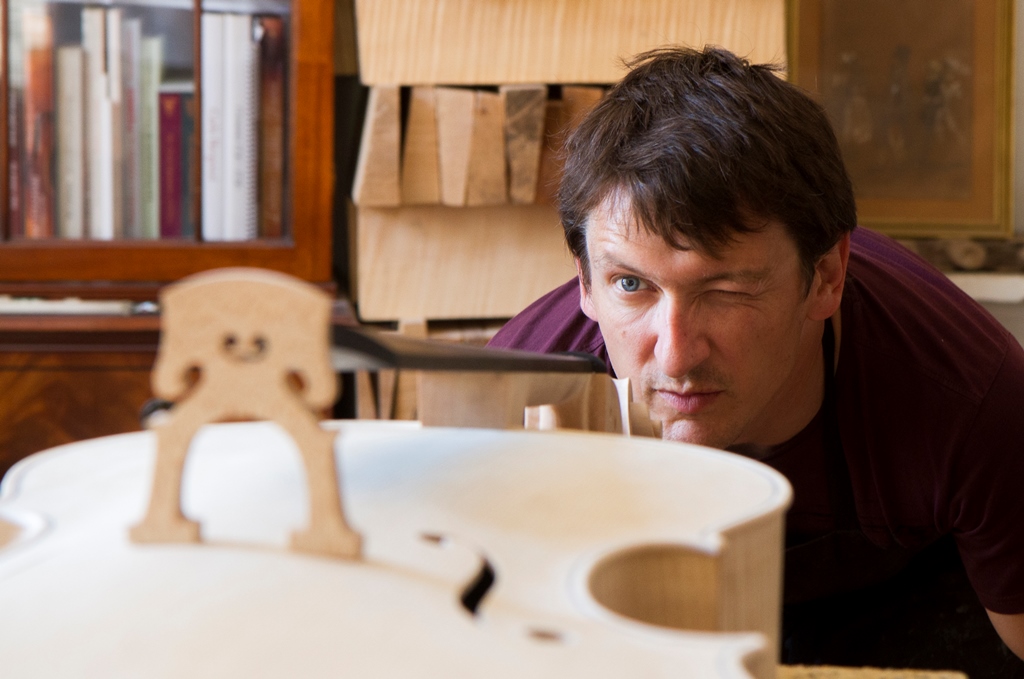 NICOLAS GILLES LUTHIER