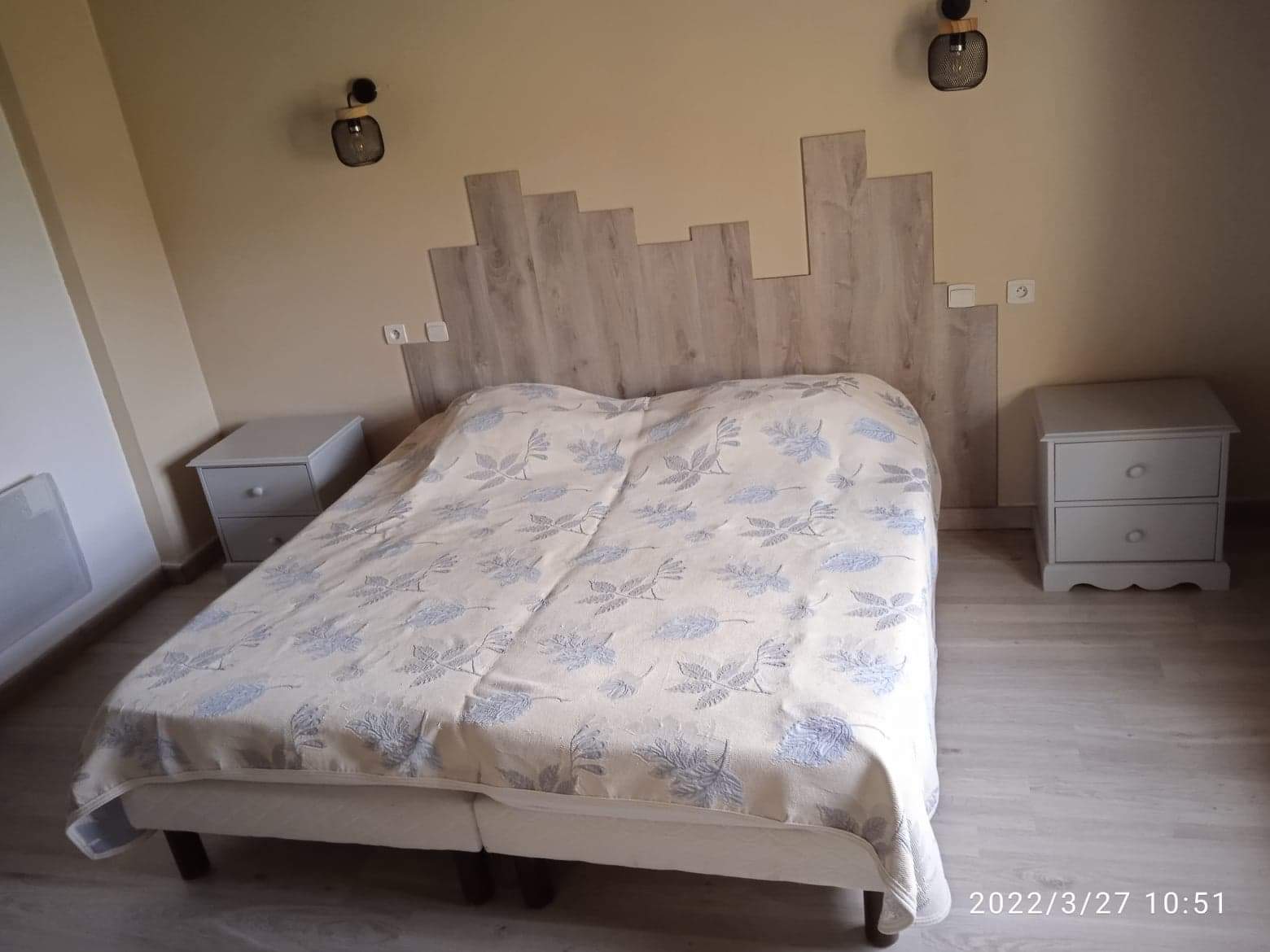 DOMAINE DE PELISSOLS CHAMBRE MYOSOTIS