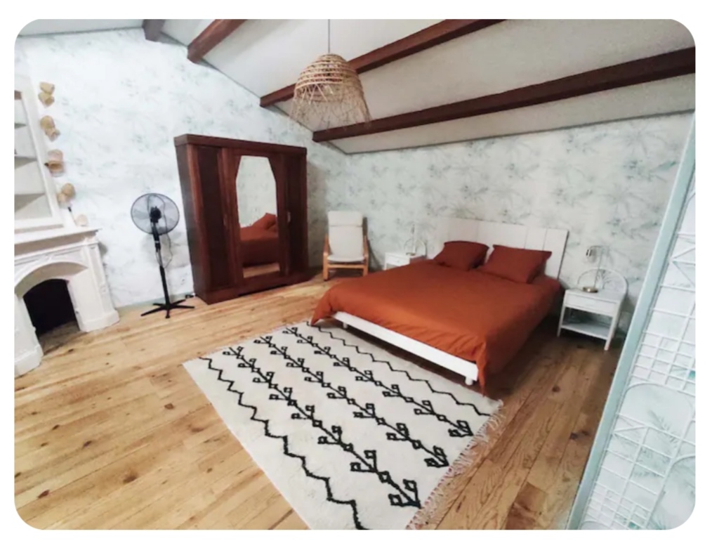 LA MAISON DES PLATANES