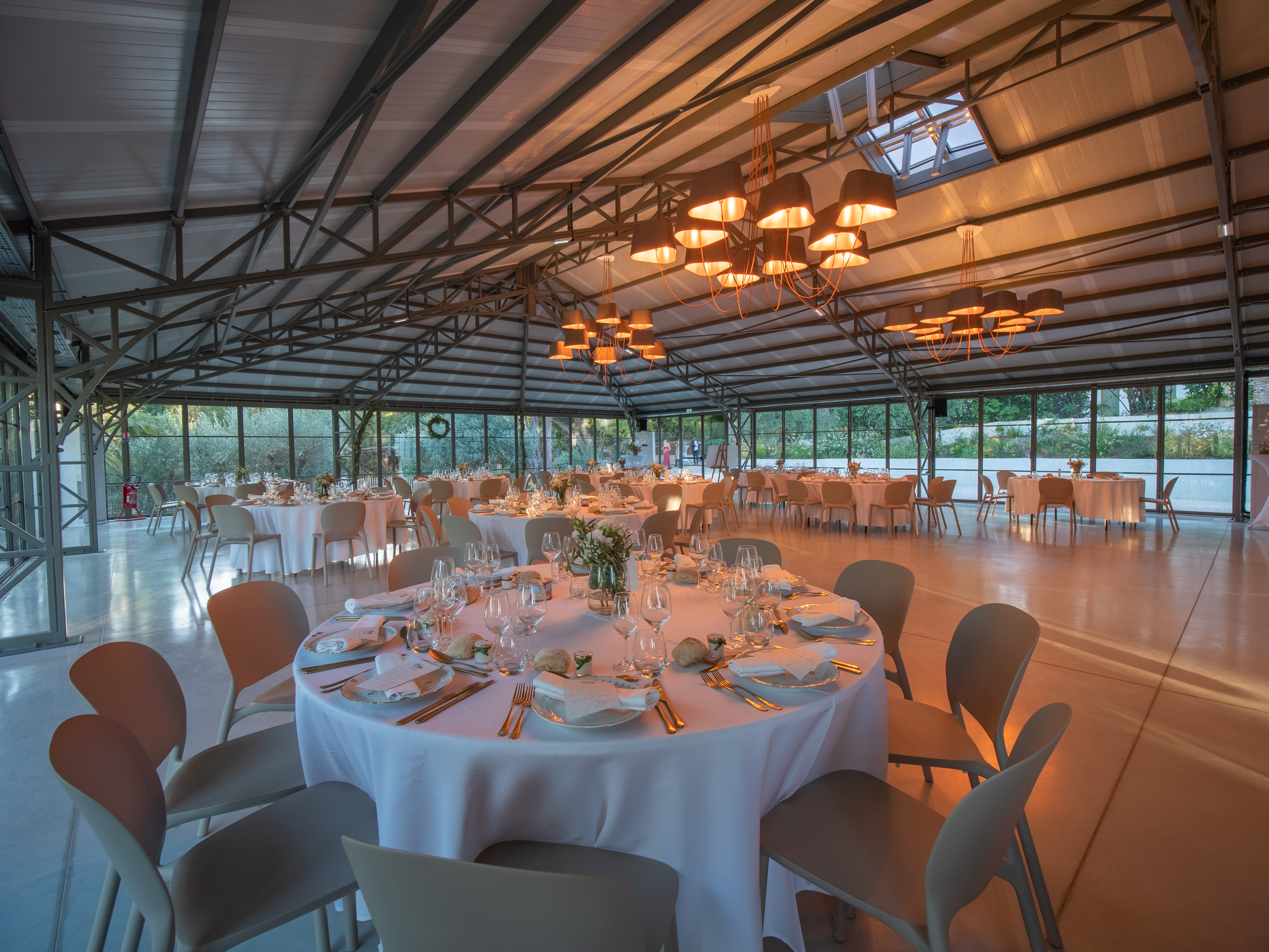 SALLE - MAS AUBRILHA