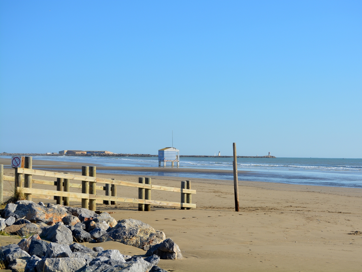 PLAGE DES CHALETS - POSTE DE SECOURS N°2