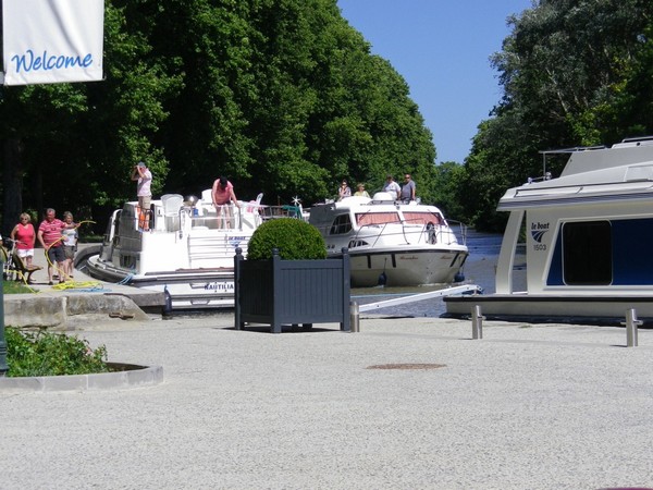 MAISON DU PORT LA FABRIQUE - HALTE NAUTIQUE