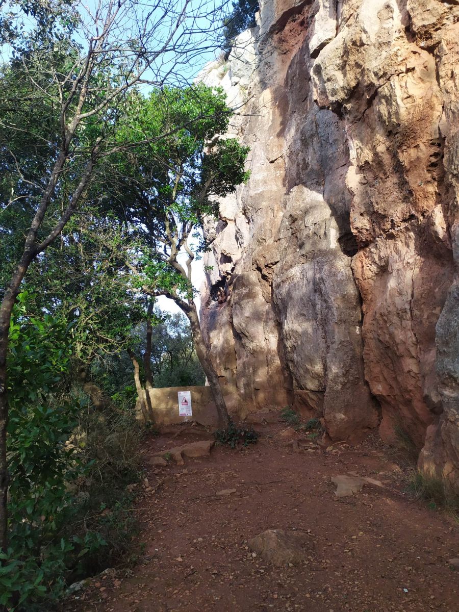 SITE D'ESCALADE DU ROC ROUGE