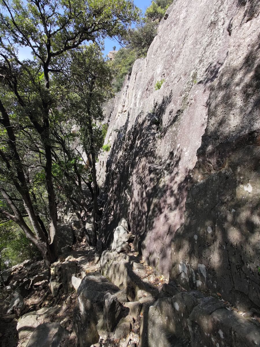 SITE D'ESCALADE ECOLE DU ROCHER MARRE