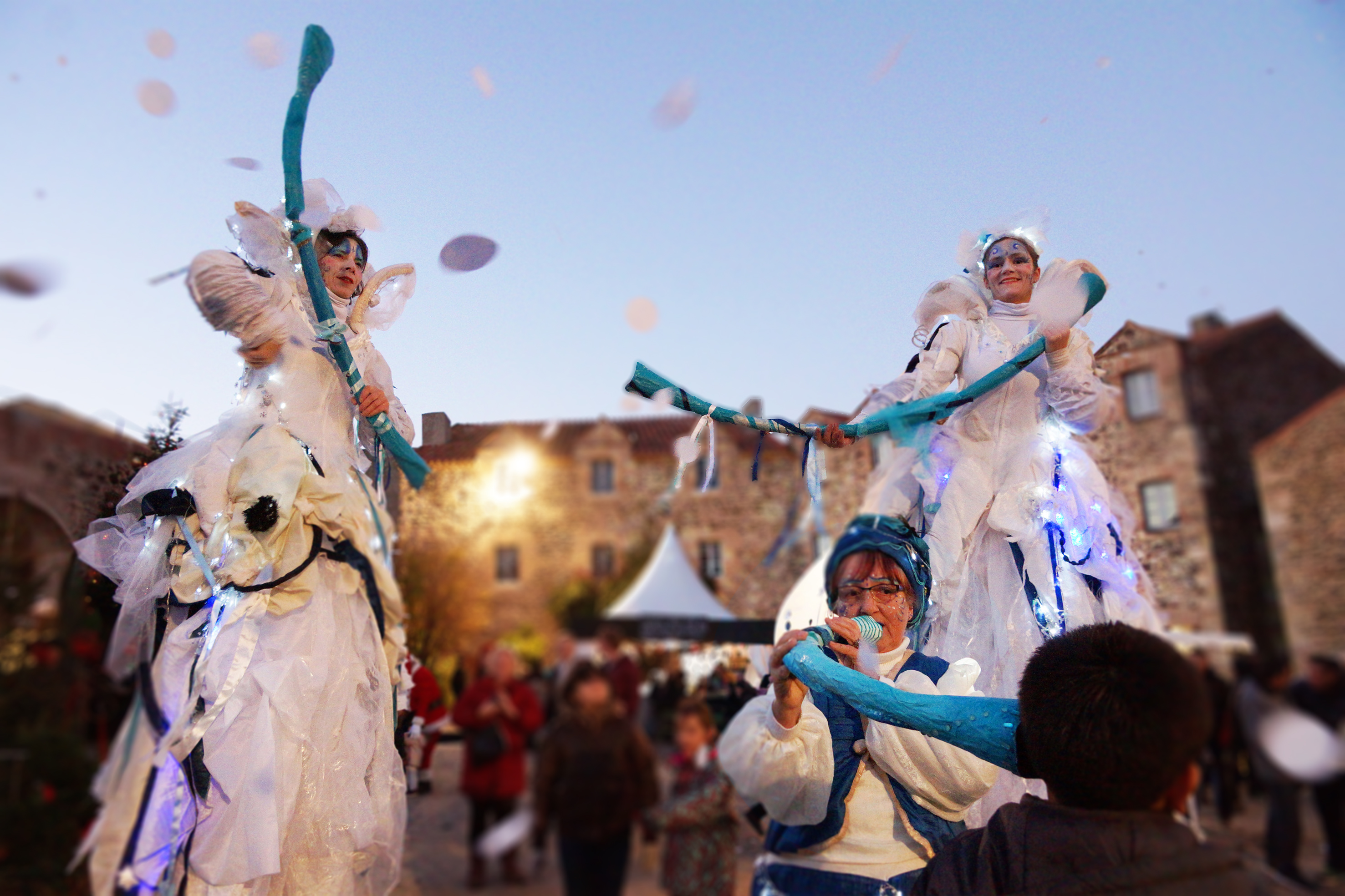 DÉAMBULATION ET SPECTACLE DE LA CIE CIELO « LES SOUFFLEURS DE RÊVES »