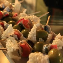 BUVETTE ET PIQUE ASSIETTE BY "LE CHAMP DES BARBIERS