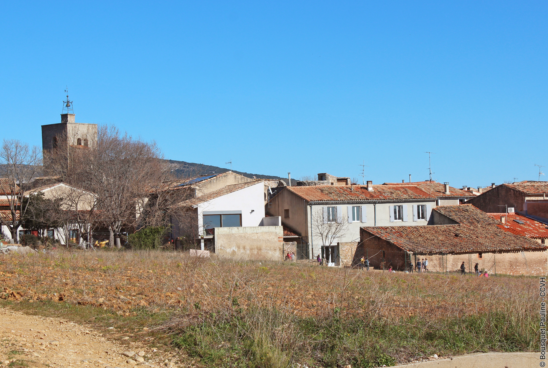 Village Saint Saturnin de Lucian