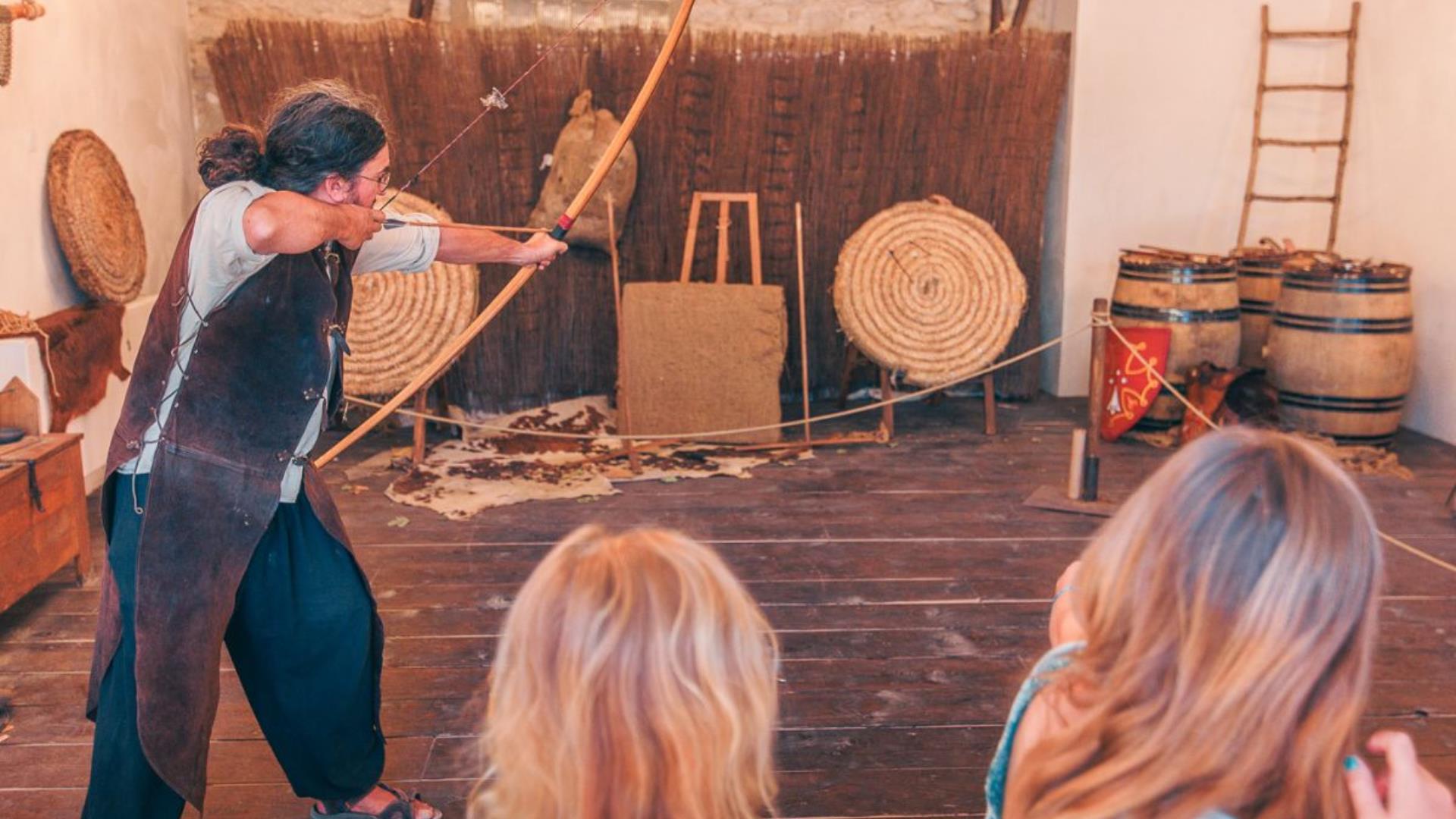 archer au camp medieval - 1