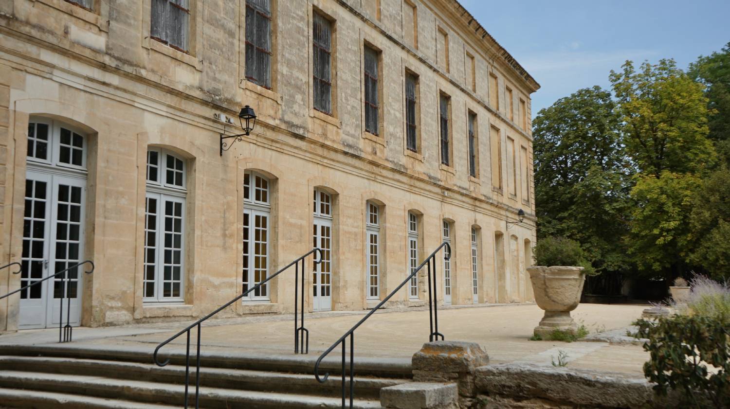 CHÂTEAU DES EVÊQUES (DIT CHÂTEAU DE LAVÉRUNE)