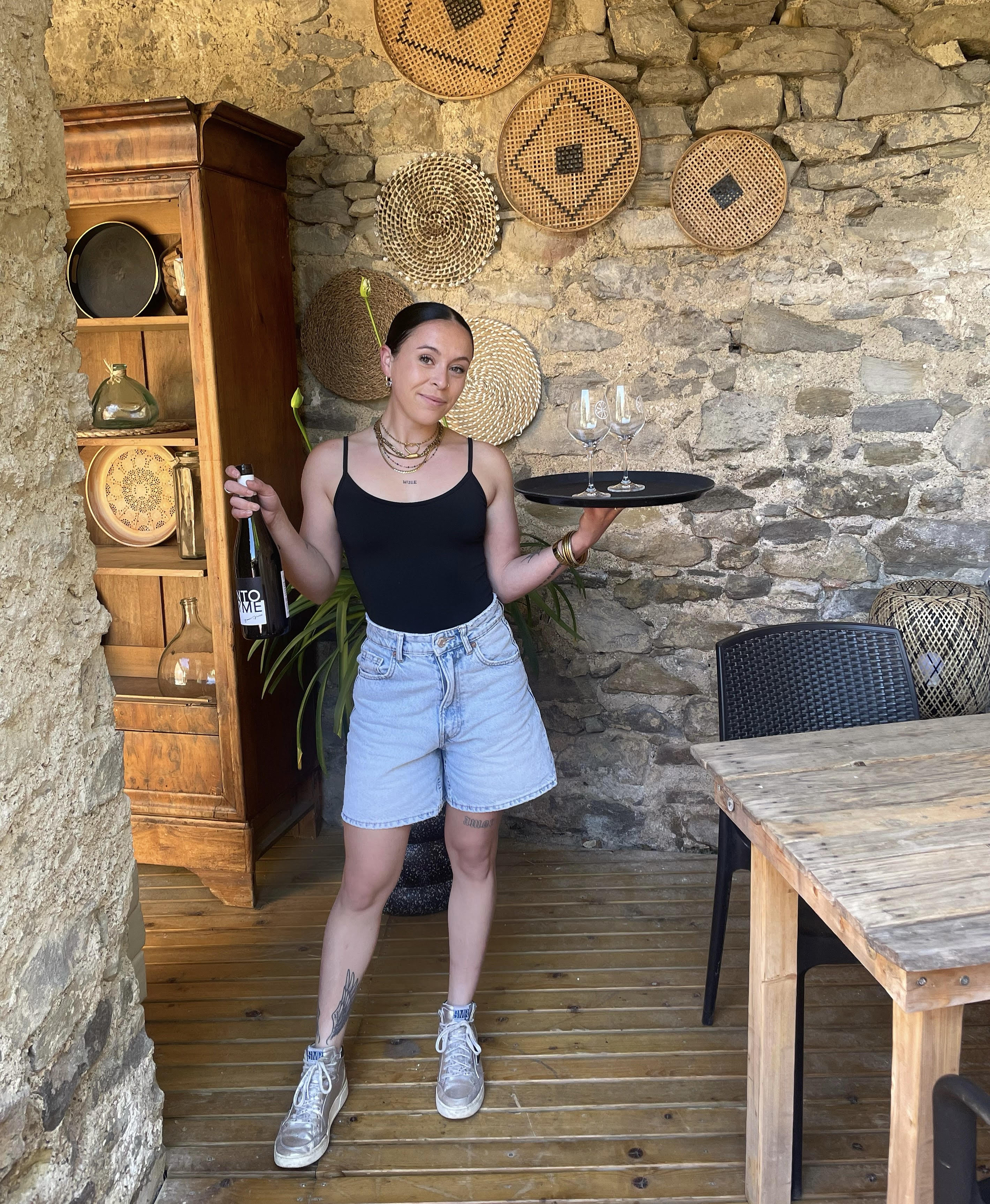 CHEZ MARINETTE, Cesseras