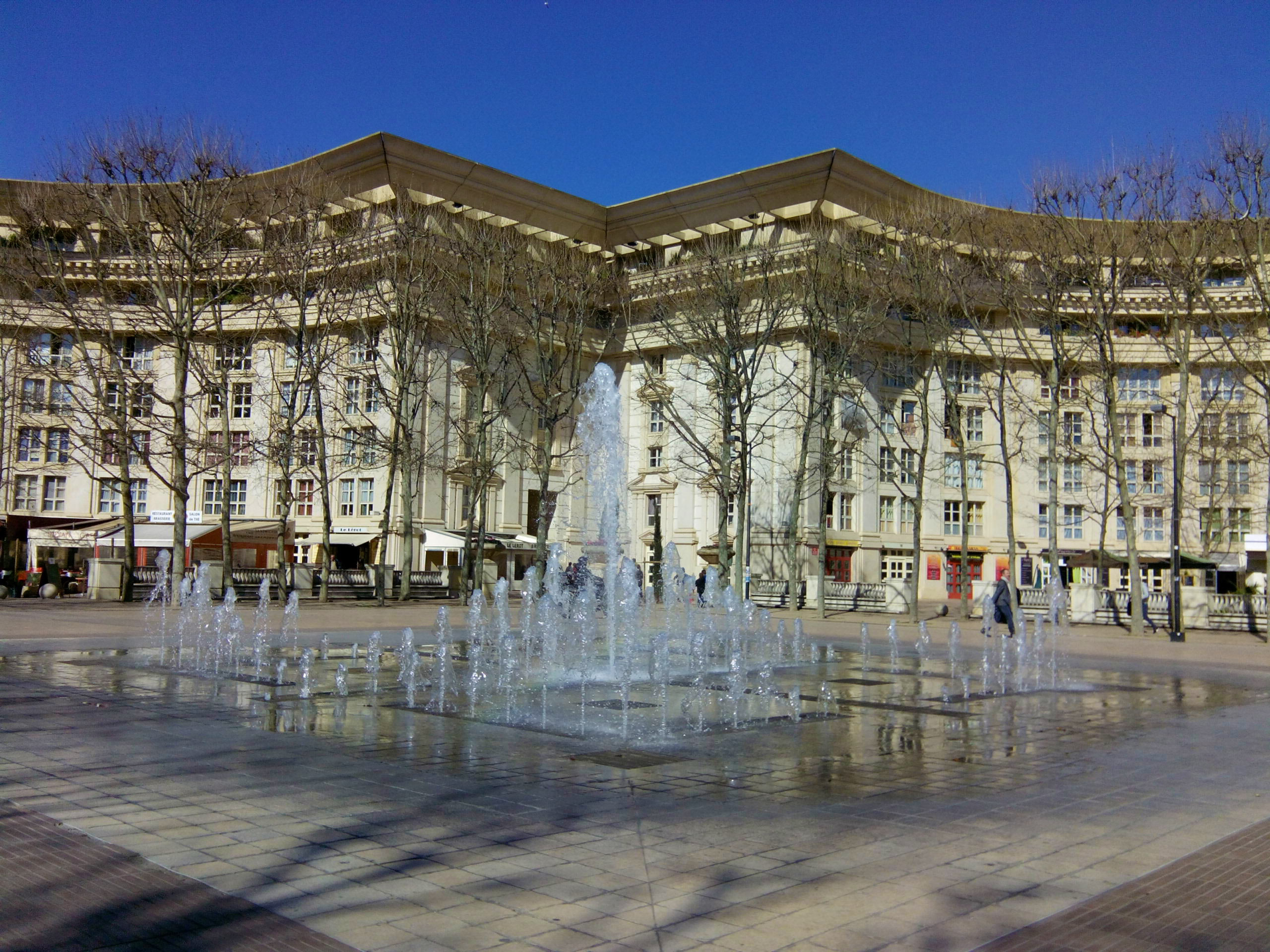 PLACE DU NOMBRE D’OR — photo 2