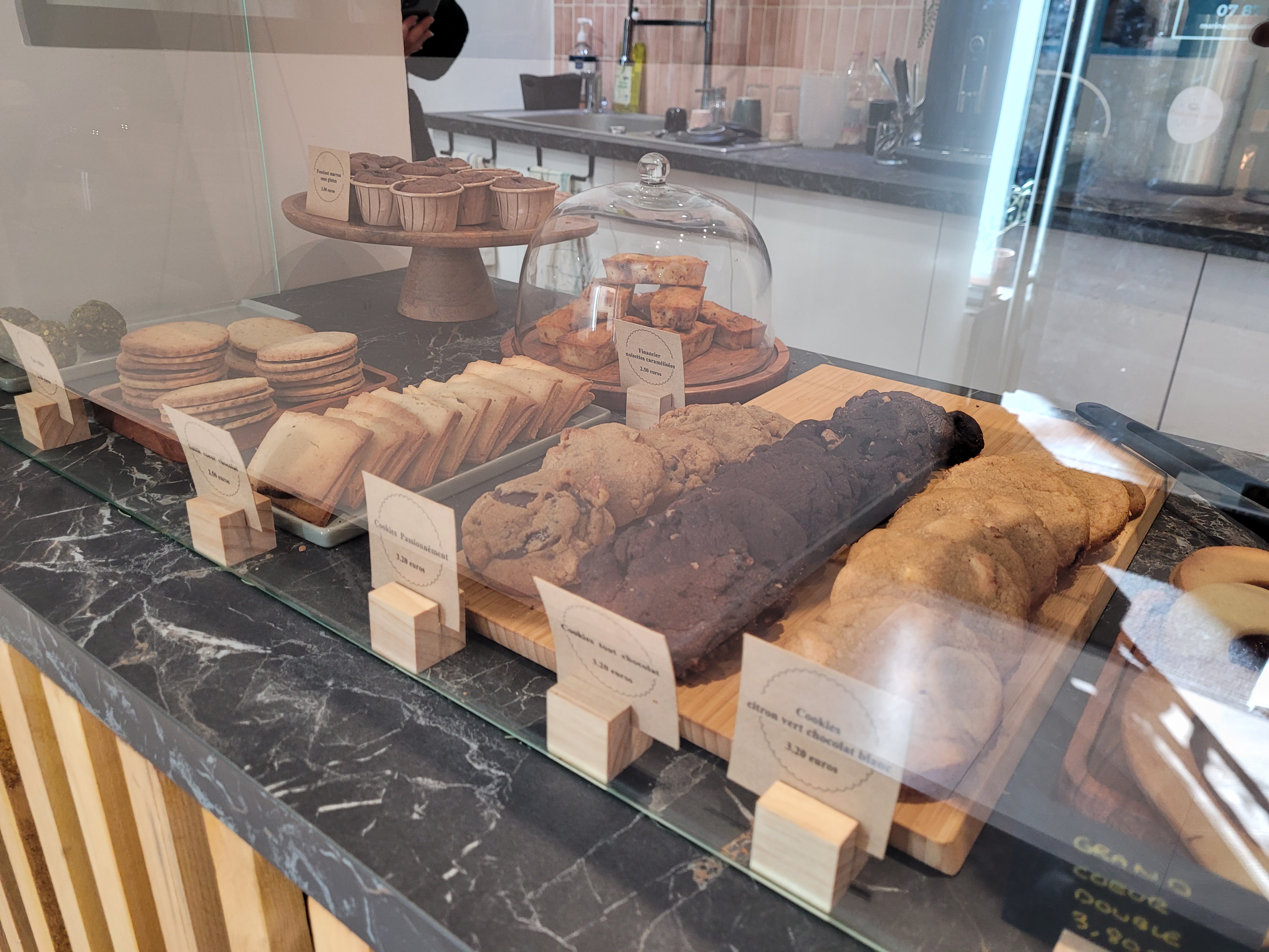 PASSIONNEMENT BISCUITERIE, Montpellier - photo 5