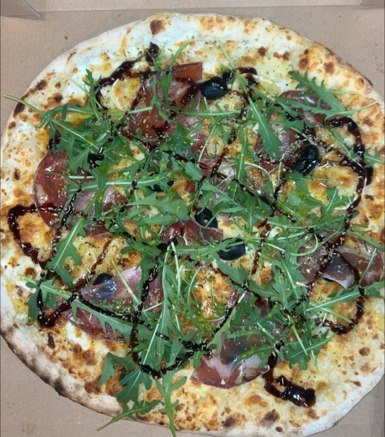 PIZZA LOLA