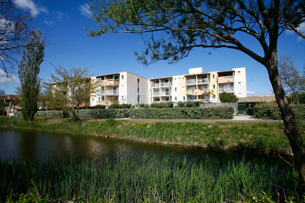 Résidence Primavera**, plage Richelieu au Cap d'Agde - Facade de la résidence