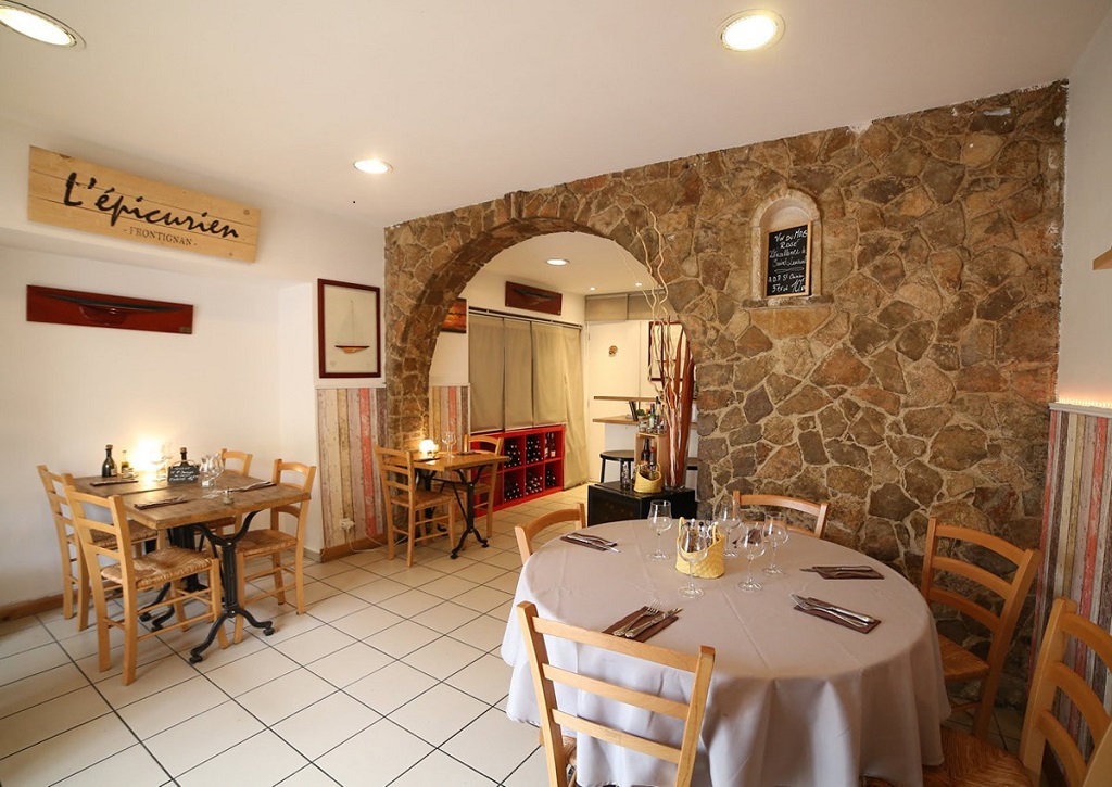 L'épicurien_Frontignan_centre_salle_à_manger