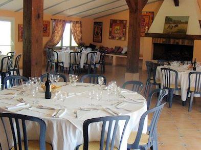 SALLE DE RECEPTION LE DOMAINE DES MONTEILLES - MANADE MARGE LE DELTA
