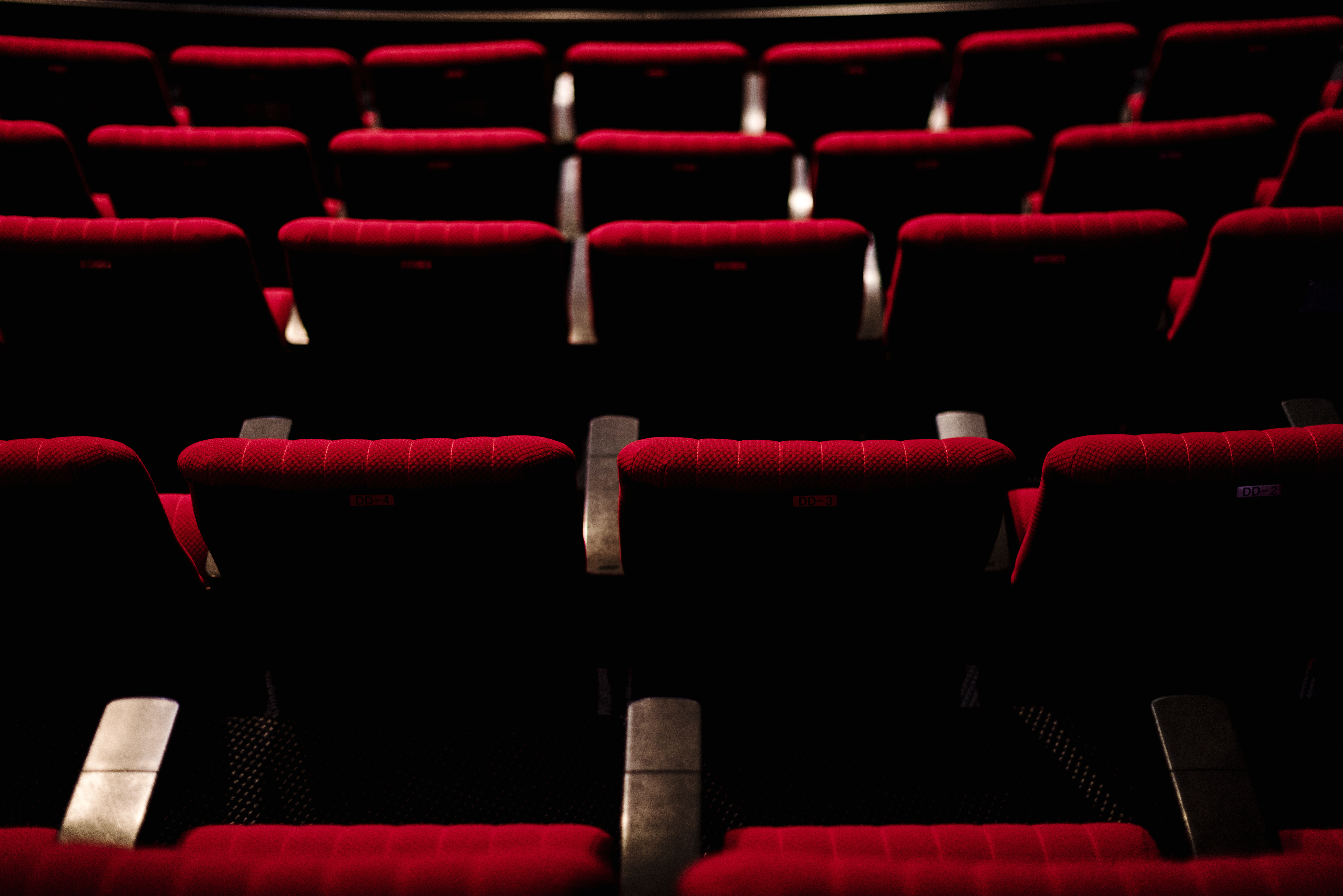 THÉÂTRE À MONTARNAUD